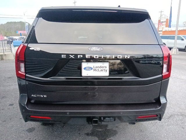 New 2026 Ford Expedition Active AWD/4WD image 4