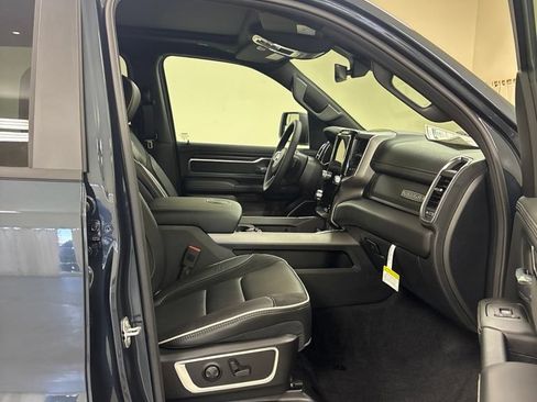 New 2026 RAM 1500 Laramie w/ Laramie Preferred Package AWD/4WD image 23