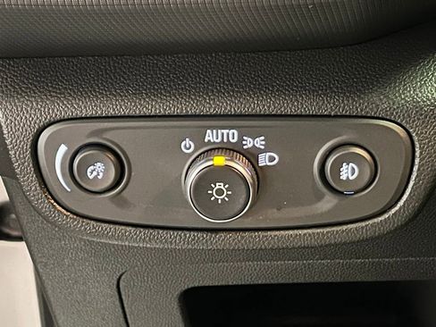 Used 2021 Chevrolet TrailBlazer ACTIV w/ Sun and Liftgate Package image 15