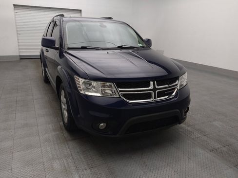 Used 2019 Dodge Journey SE image 14