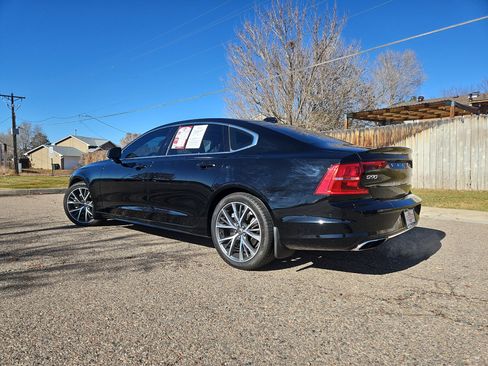 Used 2019 Volvo S90 T6 Momentum image 5