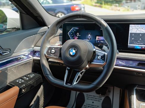Used 2024 BMW 740i xDrive w/ Premium Package 2 AWD/4WD image 44