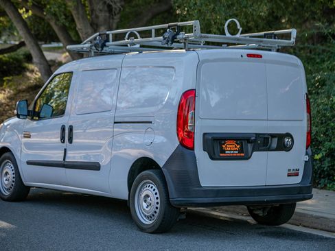 Used 2021 RAM ProMaster City Tradesman image 6