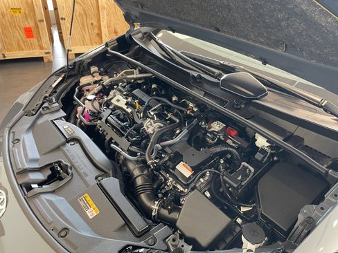 Certified 2025 Toyota Prius XLE image 22