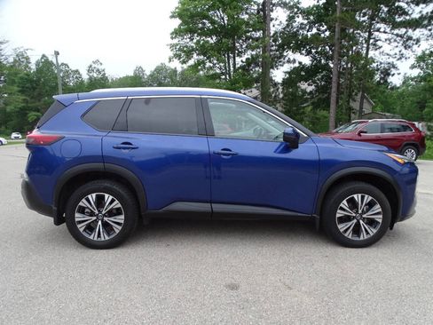 Used 2021 Nissan Rogue AWD SV w/ SV Premium Package image 49