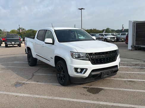 Used 2020 Chevrolet Colorado LT w/ Colorado RST Special Edition AWD/4WD image 8