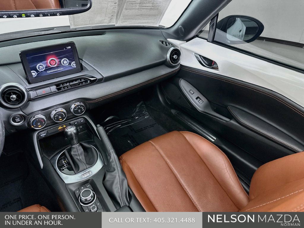 Used 2023 MAZDA MX-5 Miata Grand Touring RWD image 24