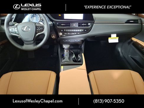 New 2025 Lexus ES 350 w/ Premium Package image 11
