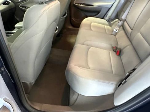 Used 2025 Chevrolet Malibu LT FWD image 30