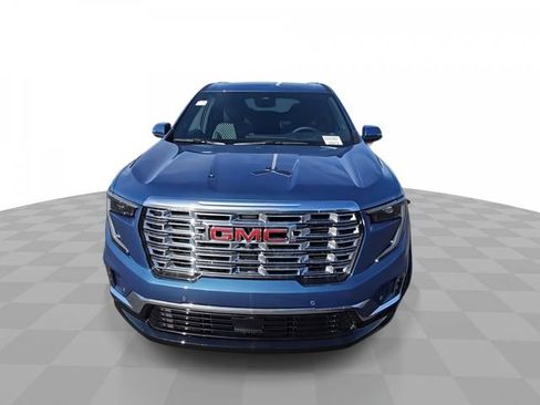 Used 2025 GMC Acadia Denali w/ Super Cruise Package image 3