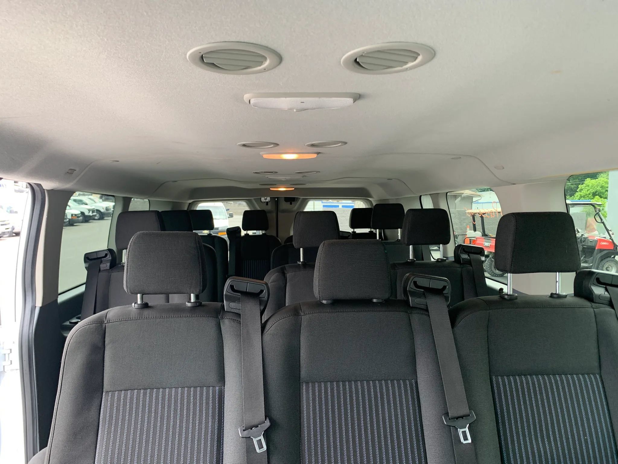 Used 2018 Ford Transit 350 XL RWD image 34