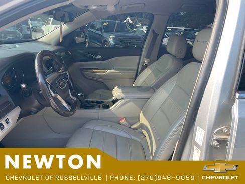 Used 2019 GMC Acadia Denali FWD image 4