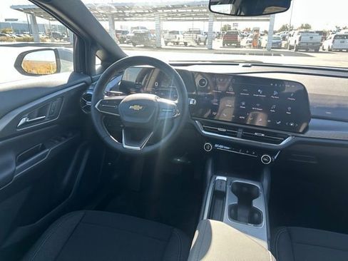 New 2026 Chevrolet Equinox EV LT w/ Comfort Package image 20