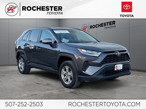 Certified 2025 Toyota RAV4 XLE AWD/4WD image 1