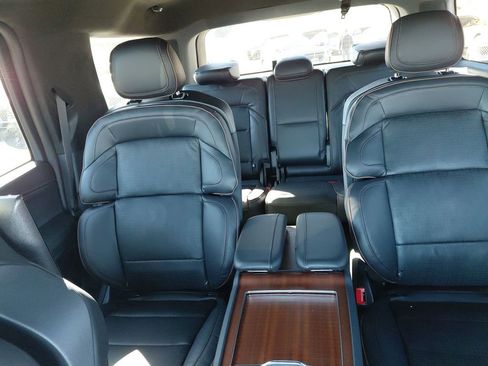 New 2025 Lincoln Navigator Black Label image 43