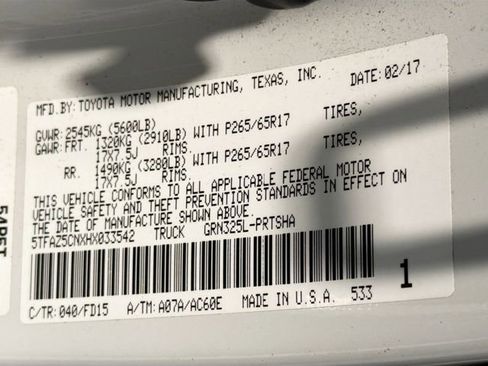 Used 2017 Toyota Tacoma TRD Sport w/ Tow Package image 25