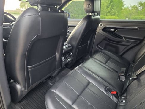 Used 2020 Land Rover Range Rover Evoque SE AWD/4WD image 17