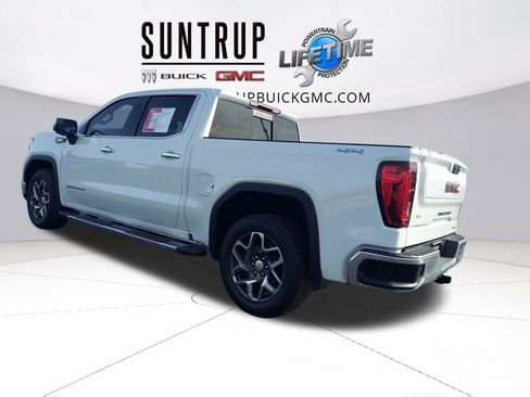 Used 2023 GMC Sierra 1500 SLT w/ SLT Premium Package image 3