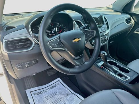 Used 2018 Chevrolet Equinox Premier FWD image 12