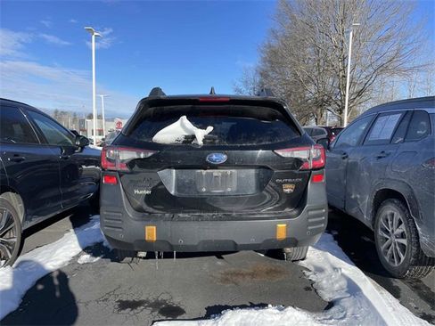 Used 2022 Subaru Outback Wilderness w/ Wilderness Package image 3