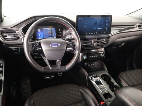 Used 2024 Ford Escape ST-Line w/ Tech Pack #1 FWD image 2