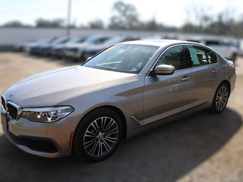 Used 2019 BMW 530i image 15