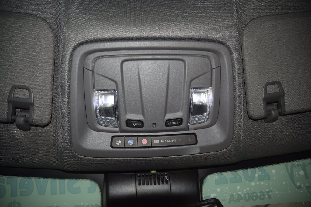 Used 2022 Chevrolet Silverado 1500 LTZ AWD/4WD image 50