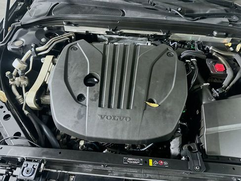 Used 2024 Volvo S60 B5 Plus image 33