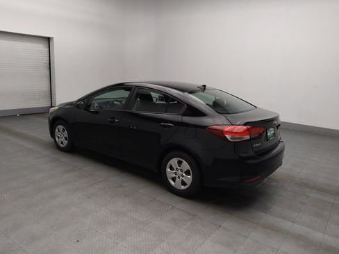 Used 2018 Kia Forte LX w/ LX Rear Camera Package image 3