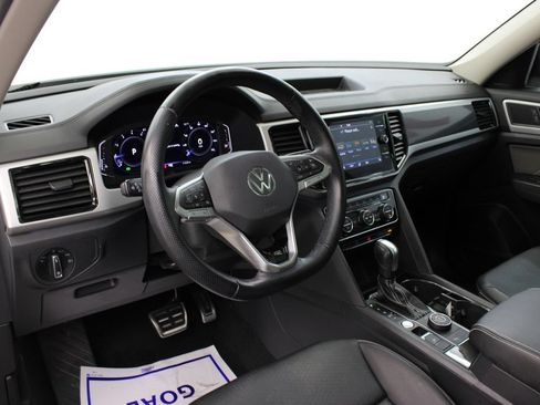 Used 2023 Volkswagen Atlas SEL R-Line AWD/4WD image 17