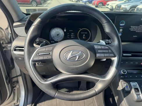 Used 2024 Hyundai Palisade Limited AWD/4WD image 18