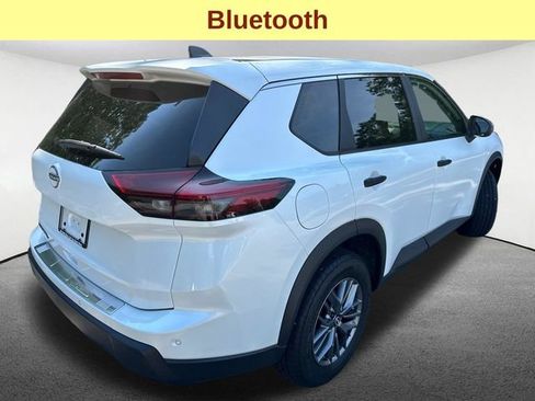 Used 2024 Nissan Rogue S AWD/4WD image 10
