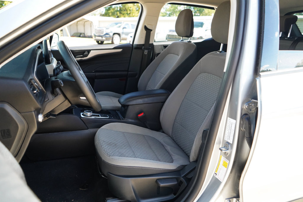 Used 2022 Ford Escape SE FWD image 7