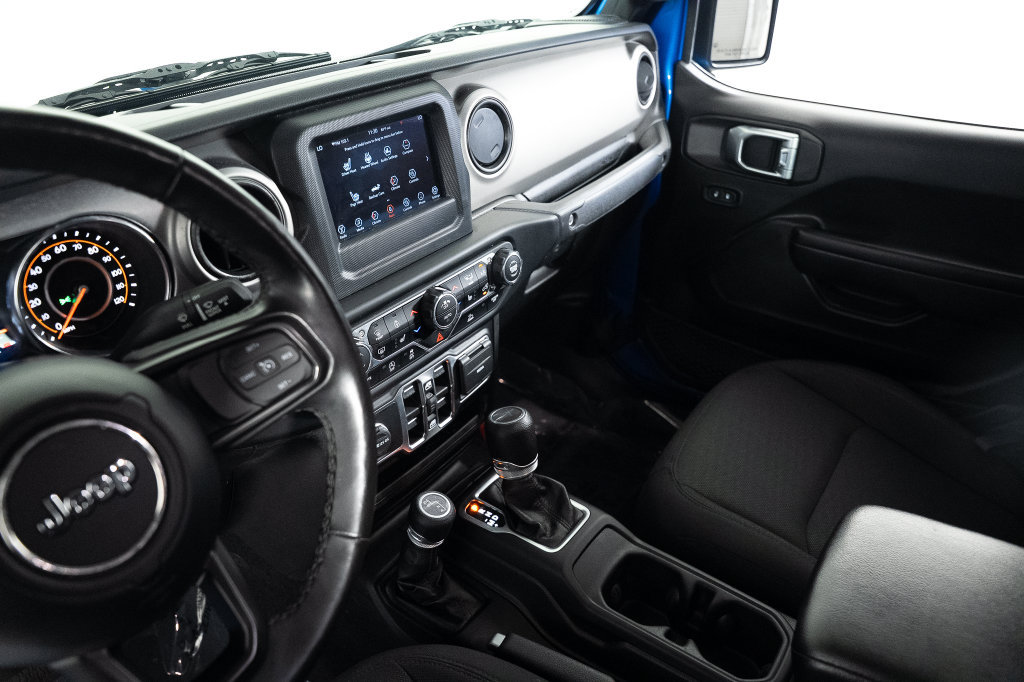Used 2023 Jeep Gladiator Sport AWD/4WD image 29