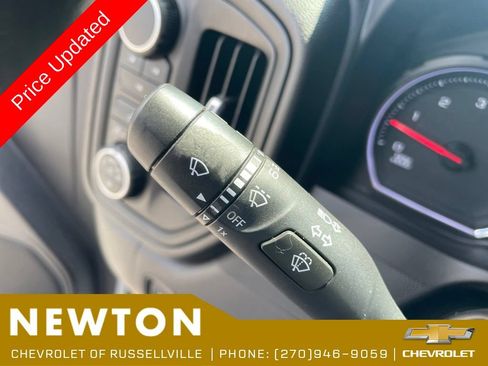 Used 2022 Chevrolet Silverado 2500 Custom w/ Custom Value Package AWD/4WD image 16