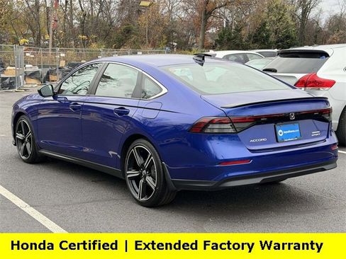 Used 2025 Honda Accord Sport image 3