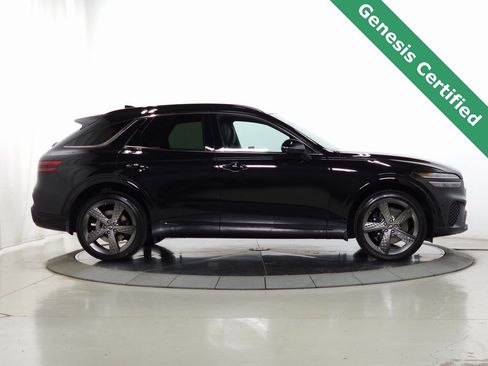 Used 2025 Genesis GV70 3.5T Sport w/ Sport Advanced Package image 13