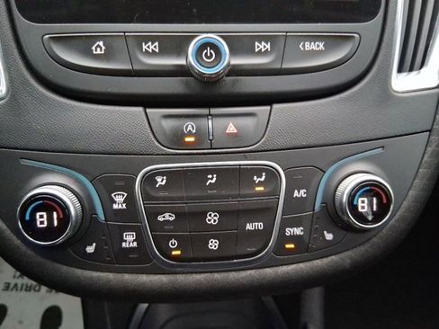 Used 2020 Chevrolet Malibu LT image 26