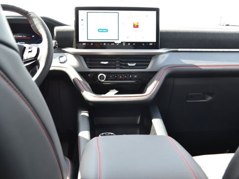New 2026 Ford Explorer ST-Line AWD/4WD image 7
