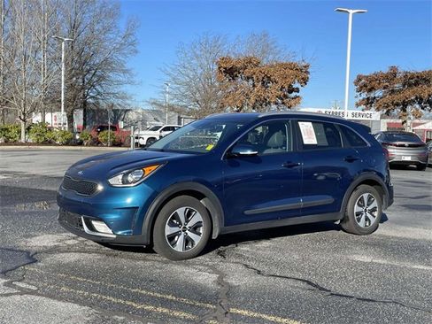 Used 2019 Kia Niro EX image 1