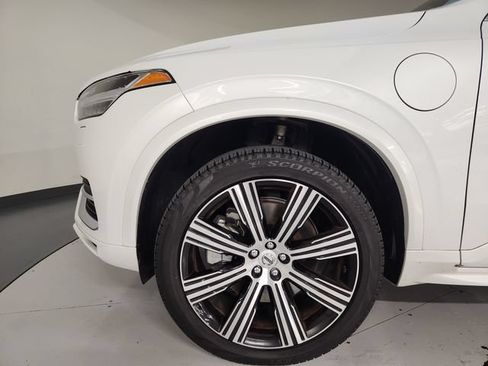 Used 2022 Volvo XC90 T8 Inscription Expression w/ Advanced Package AWD/4WD image 11