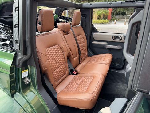 Used 2023 Ford Bronco Wildtrak AWD/4WD image 34