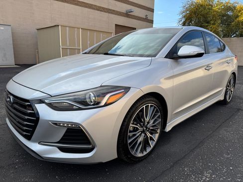 Used 2018 Hyundai Elantra Sport image 3