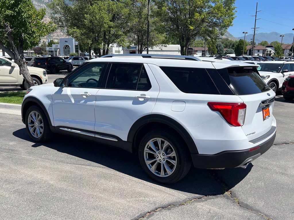 Used 2023 Ford Explorer Limited AWD/4WD image 12