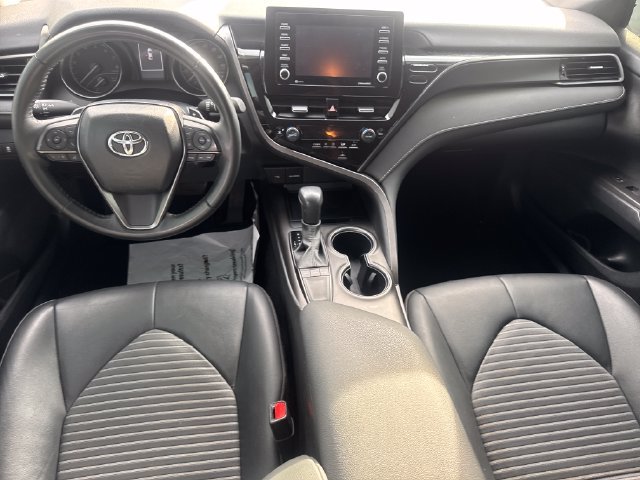Used 2023 Toyota Camry SE FWD image 12