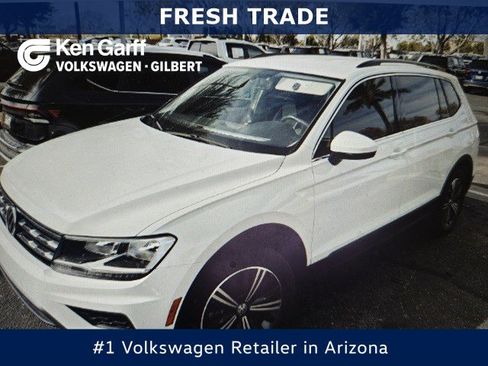 Used 2018 Volkswagen Tiguan SEL image 1