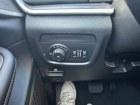 New 2025 Jeep Grand Cherokee L Limited image 26