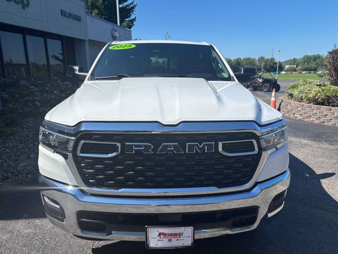 Used 2025 RAM 1500 Big Horn AWD/4WD image 10