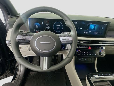 New 2026 Hyundai Tucson Limited image 10