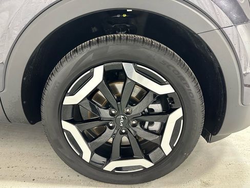 Used 2025 Kia Telluride S image 59